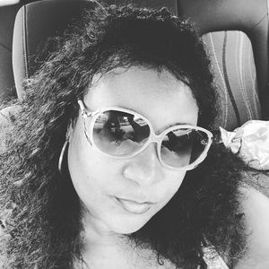 Meet your Posher, Sabrina